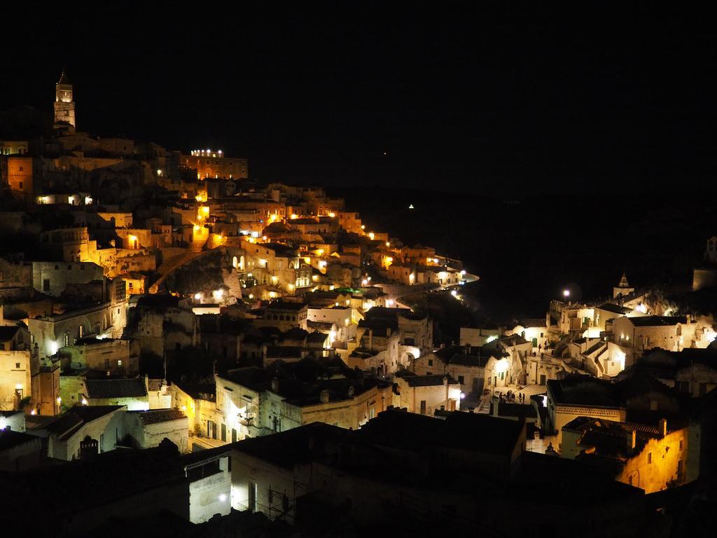 Ferienwohnung Ai Sassi Di Pietro Matera Exterior foto